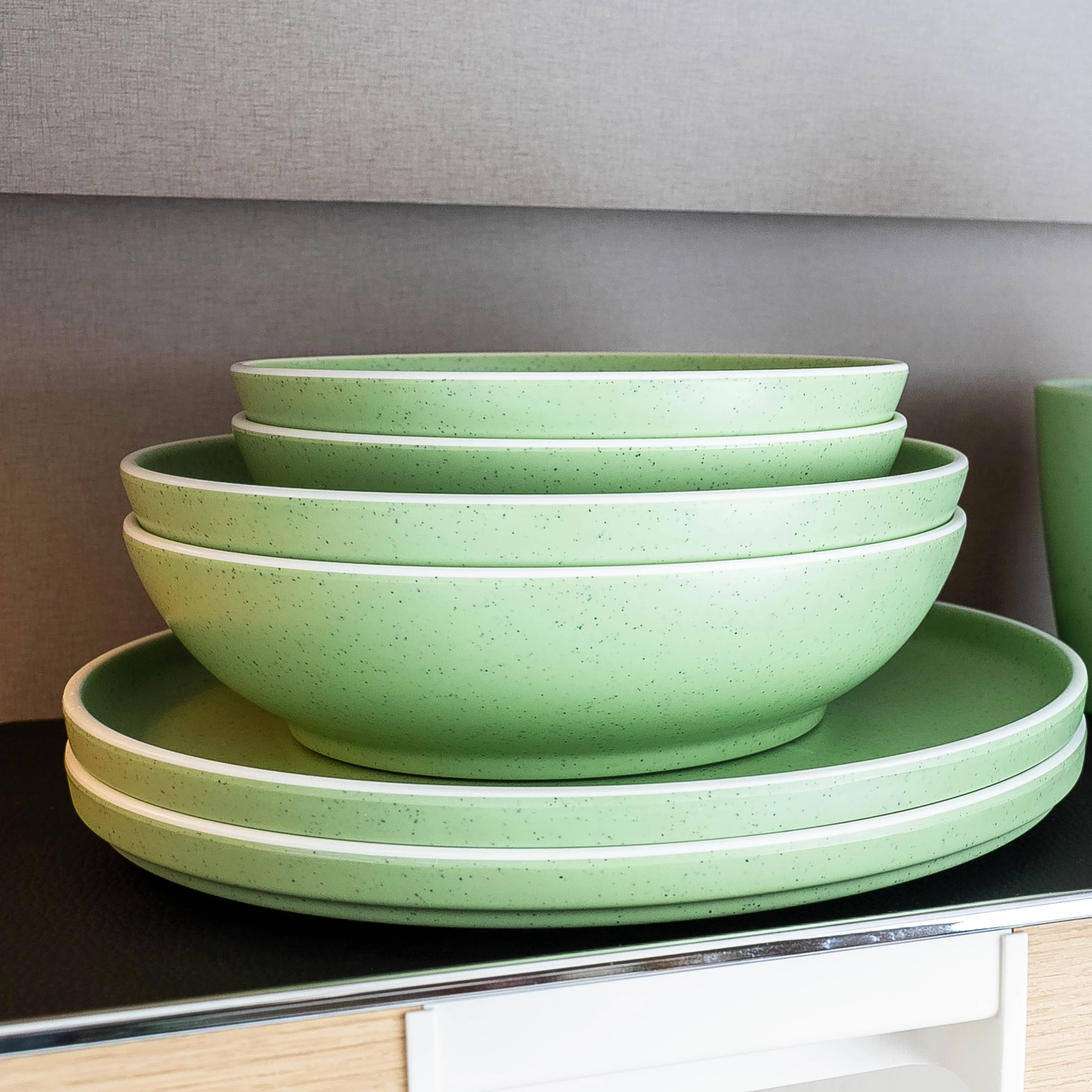 Magnet-Kunststoff-Food-Bowls DOLOMIT GREEN ⌀ 20 cm - Image 4
