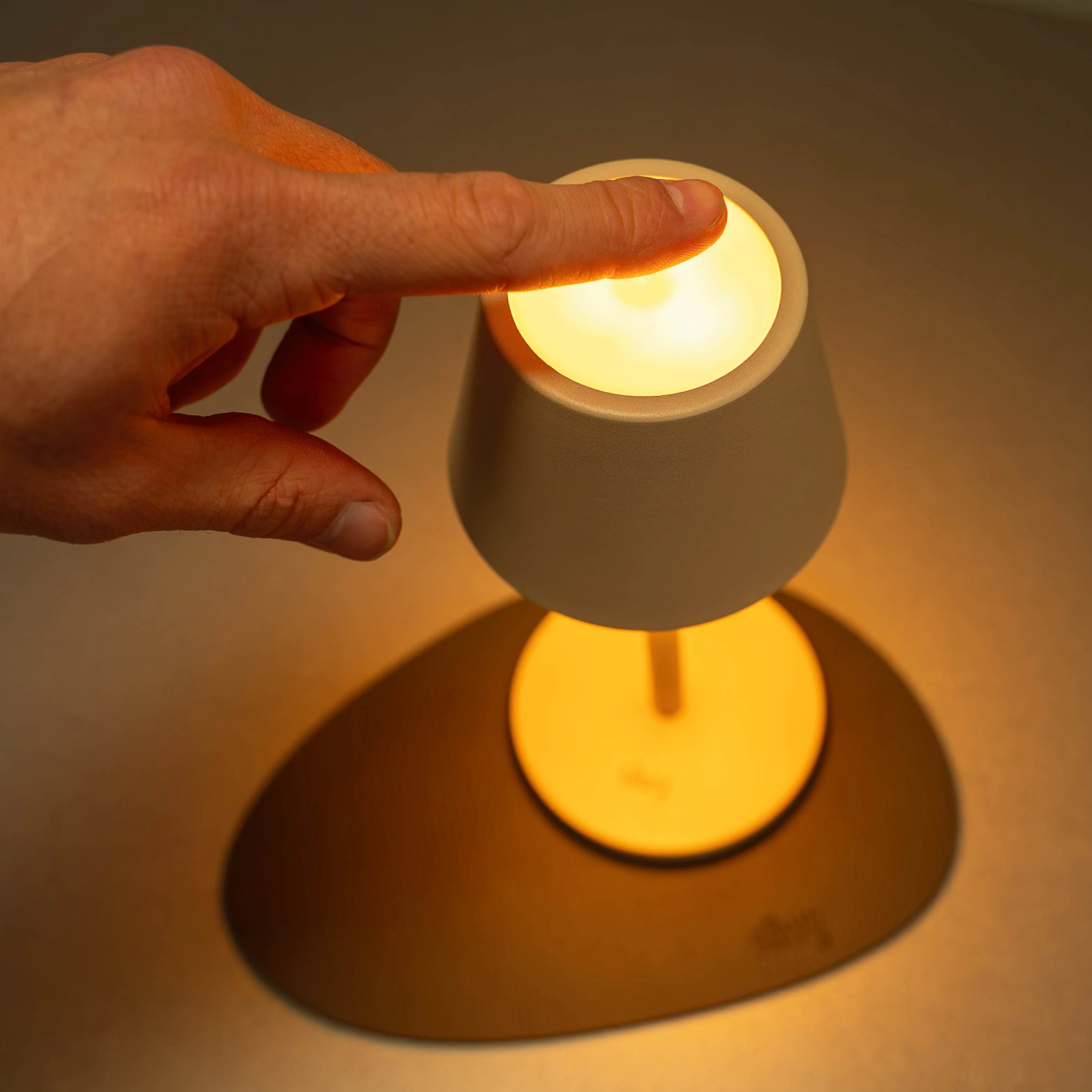 Magnet-Leuchte S SAND inkl. Platzset - Image 11