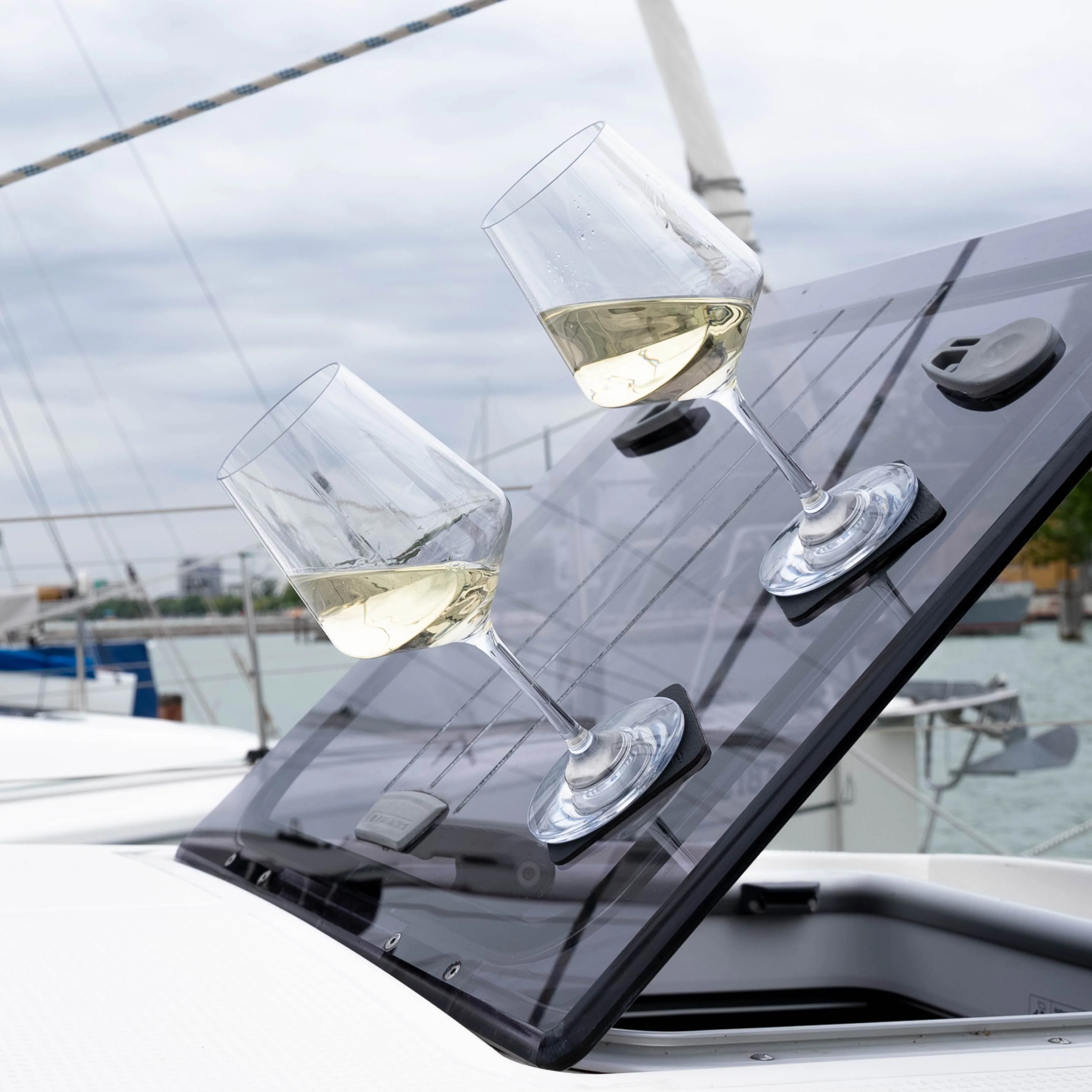 Magnet-Kunststoffgläser WEIN CLASSIC inkl. Leiste - Image 6
